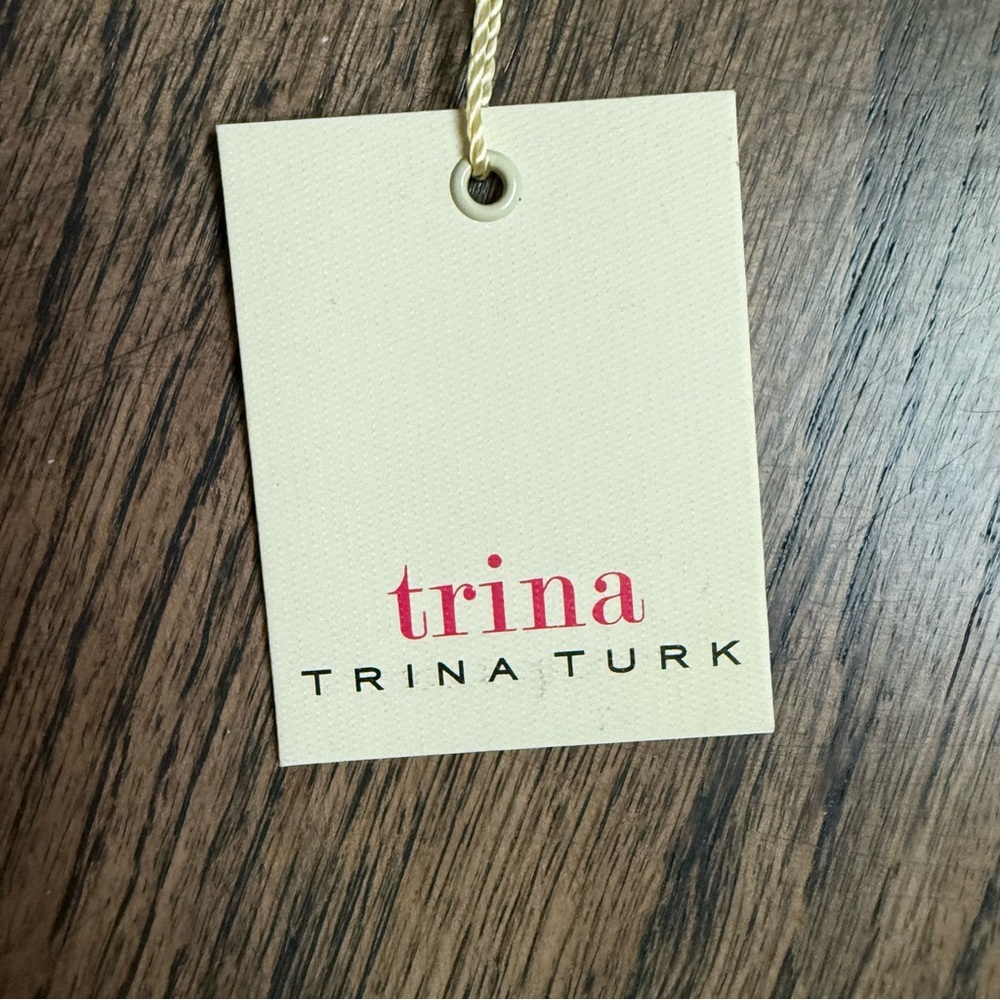 Trina Turk Stylish Black and White Crossbody Bag - Picture 8 of 9